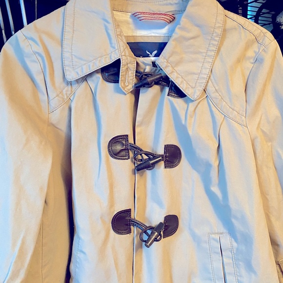 NEW MINI TRENCH COAT WITH TOGGLE BUTTON DETAIL!! - Picture 3 of 6